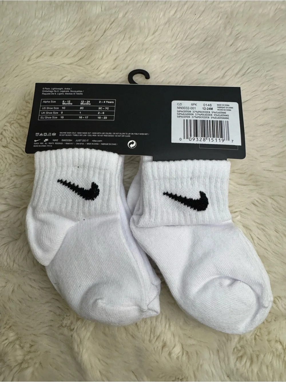 Nike White Infant Ankle Socks with Black Swoosh - Kids 6 Pack
